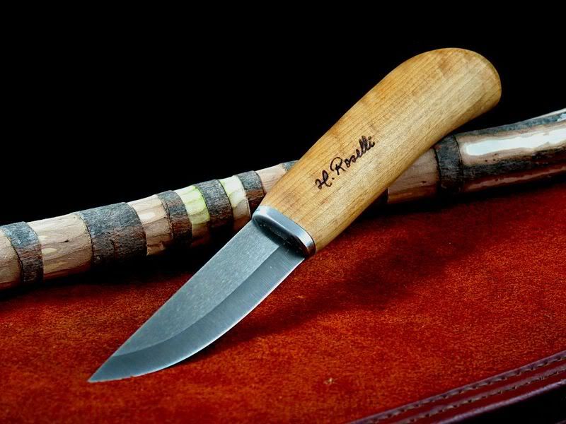 Woodcraft, carving, and carving knives.
